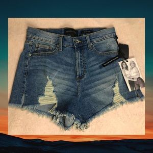 KENDALL + KYLIE distressed ICON Cutoff Denim Short